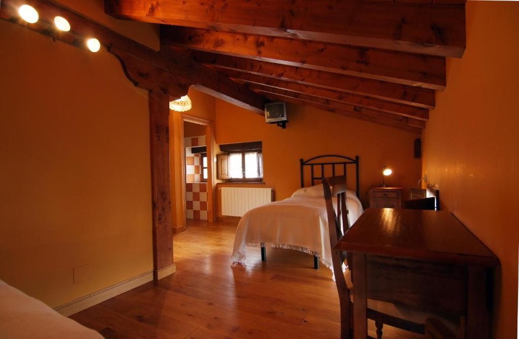 La Lobera Hotel Las Rozas de Valdearroyo Стая снимка